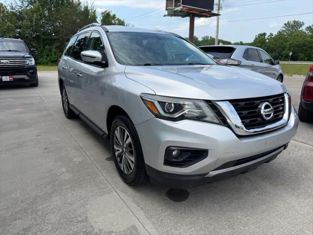 2018 Nissan Pathfinder SV