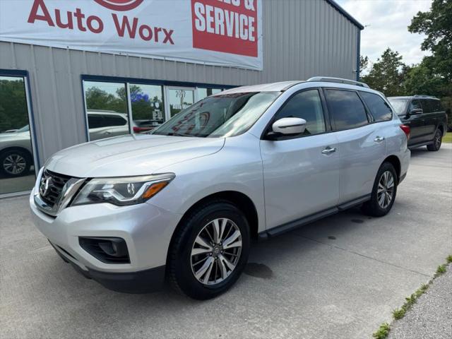 2018 Nissan Pathfinder SV