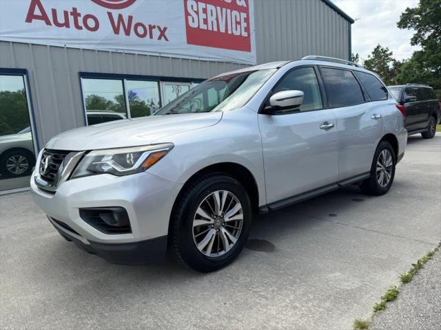 2018 Nissan Pathfinder SV