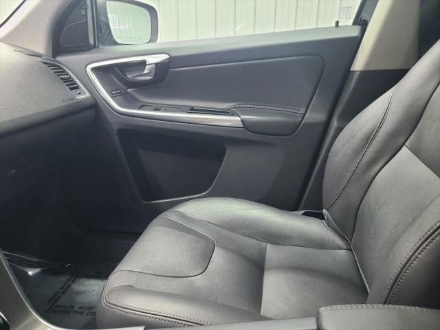 2016 Volvo XC60 T5 Premier
