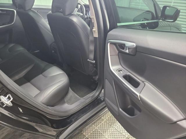 2016 Volvo XC60 T5 Premier