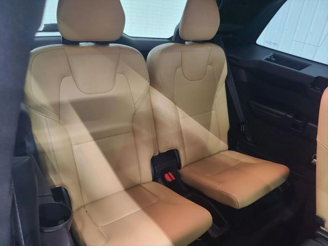 2018 Volvo XC90 T5 Momentum