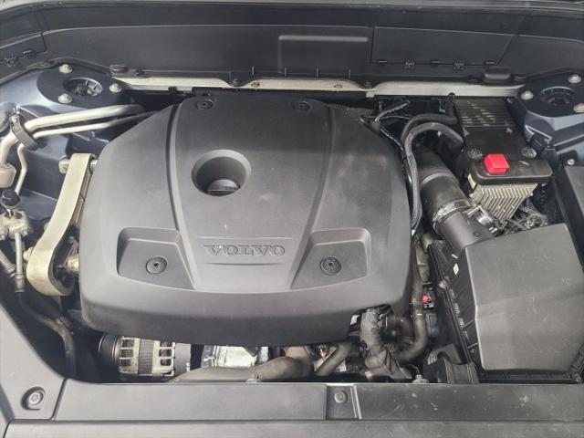 2018 Volvo XC90 T5 Momentum