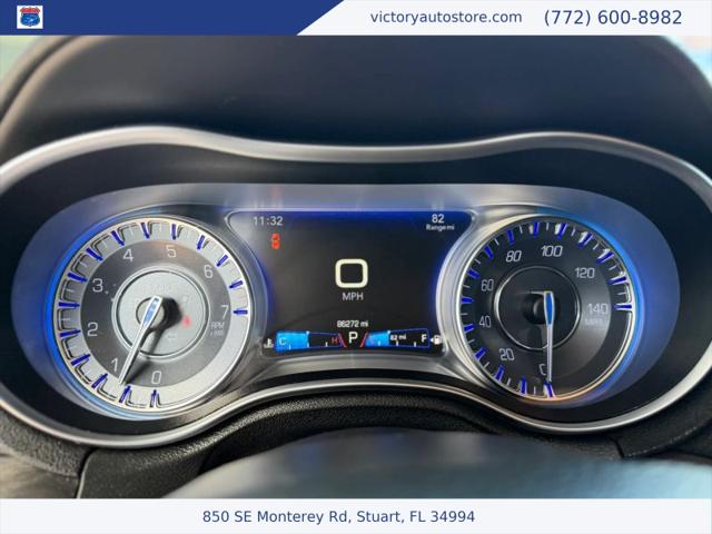 2017 Chrysler 300 Limited AWD