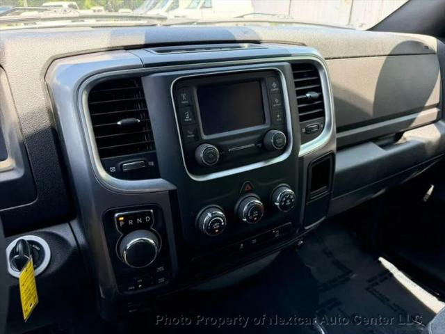 2024 Ram 1500 Classic Warlock Crew Cab 4x4 5'7" Box