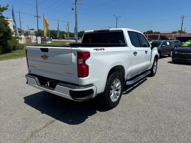 2021 Chevrolet Silverado 1500 4WD Crew Cab Short Bed Custom