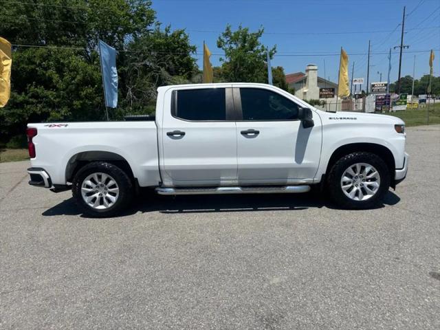 2021 Chevrolet Silverado 1500 4WD Crew Cab Short Bed Custom