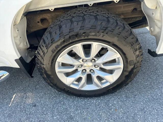 2021 Chevrolet Silverado 1500 4WD Crew Cab Short Bed Custom