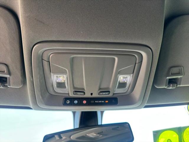 2021 Chevrolet Silverado 1500 4WD Crew Cab Short Bed Custom