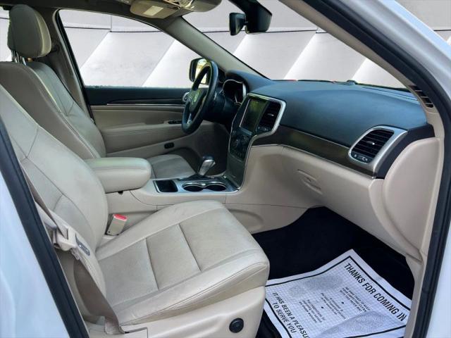 2017 Jeep Grand Cherokee Limited 4x2