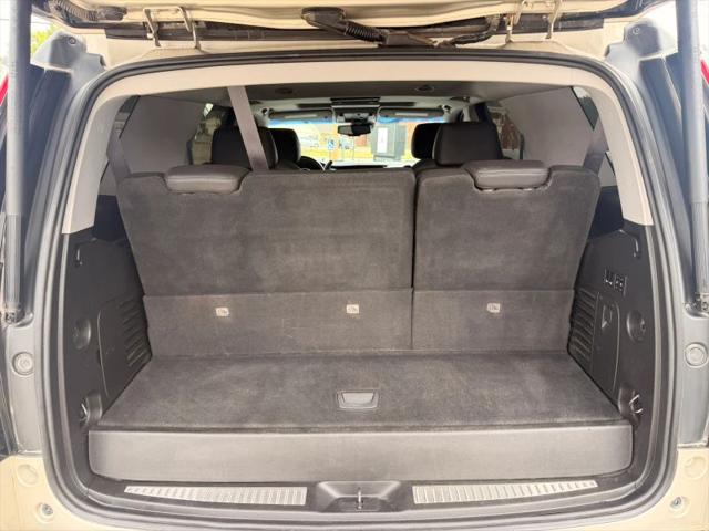 2016 Cadillac Escalade Luxury Collection