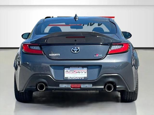 2025 Toyota GR86 Premium