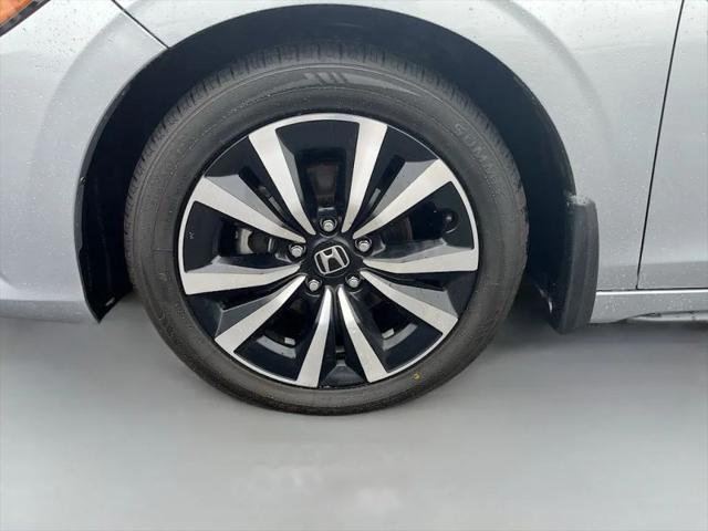 2023 Honda Civic EX-L w/o BSI