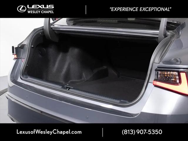 2024 Lexus IS 300 F SPORT