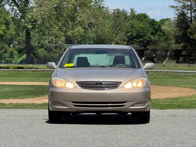 2004 Toyota Camry LE