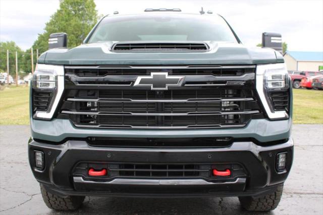 2025 Chevrolet Silverado 2500HD 4WD Crew Cab Standard Bed LT