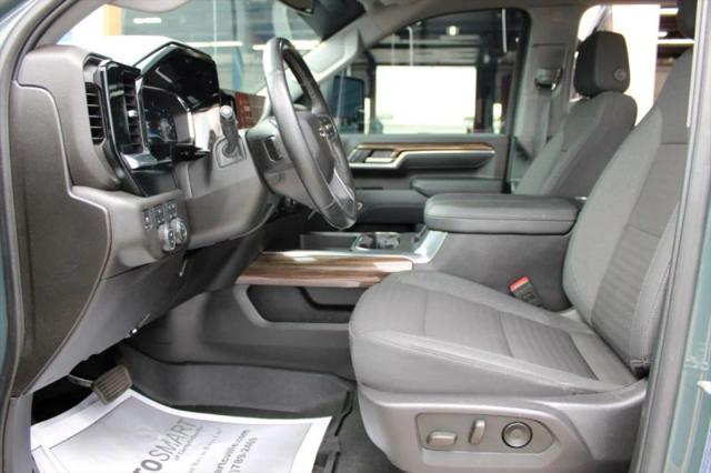 2025 Chevrolet Silverado 2500HD 4WD Crew Cab Standard Bed LT