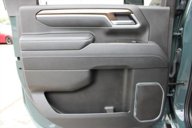 2025 Chevrolet Silverado 2500HD 4WD Crew Cab Standard Bed LT