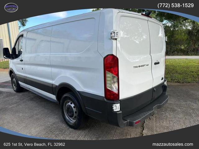 2017 Ford Transit w/Sliding Side Door w/RWB