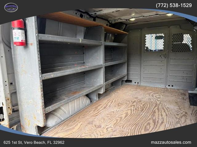 2017 Ford Transit w/Sliding Side Door w/RWB