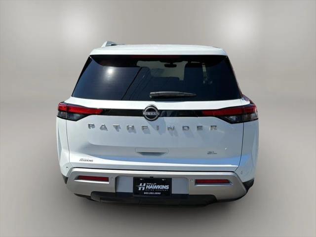 2025 Nissan Pathfinder SL FWD
