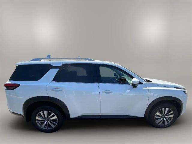 2025 Nissan Pathfinder SL FWD