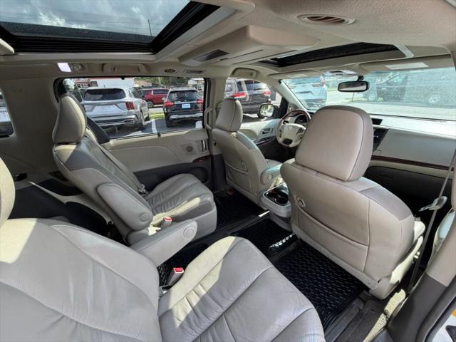 2012 Toyota Sienna Limited V6 7 Passenger