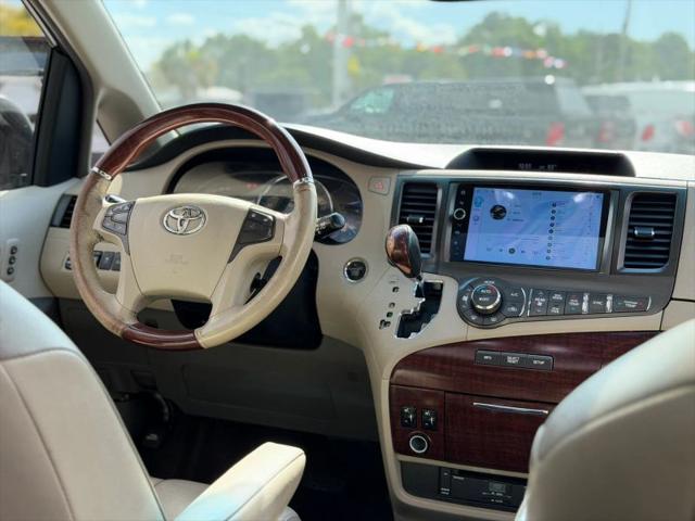 2012 Toyota Sienna Limited V6 7 Passenger