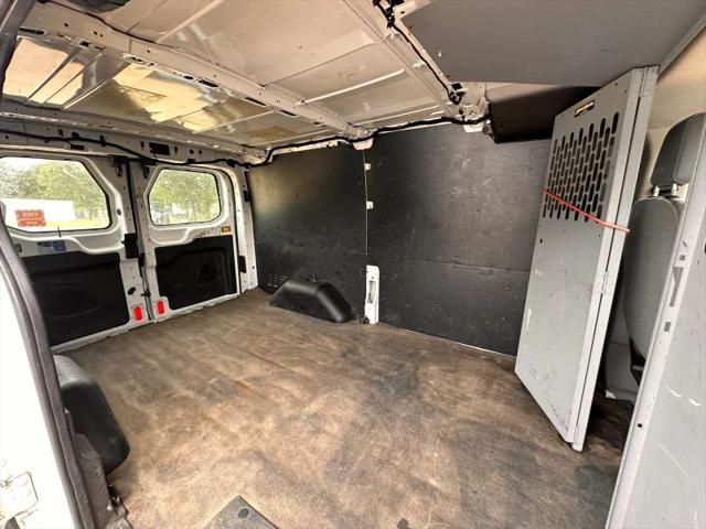 2018 Ford Transit w/60/40 Side Door w/RWB