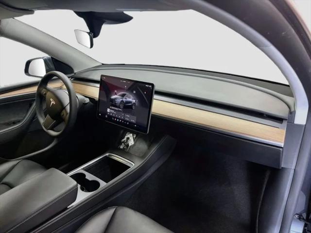 2025 Tesla Model Y Long Range Dual Motor All-Wheel Drive