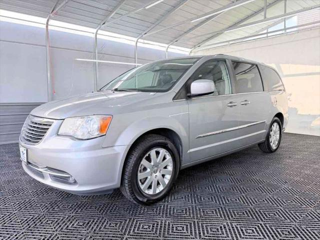 2015 Chrysler Town & Country Touring