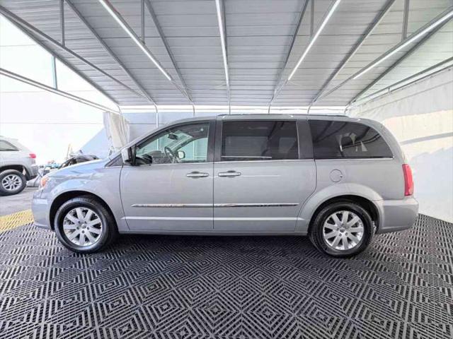 2015 Chrysler Town & Country Touring