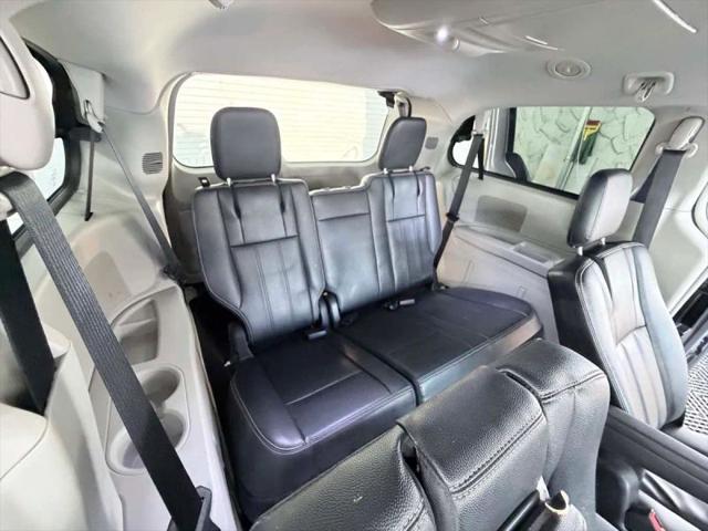 2015 Chrysler Town & Country Touring