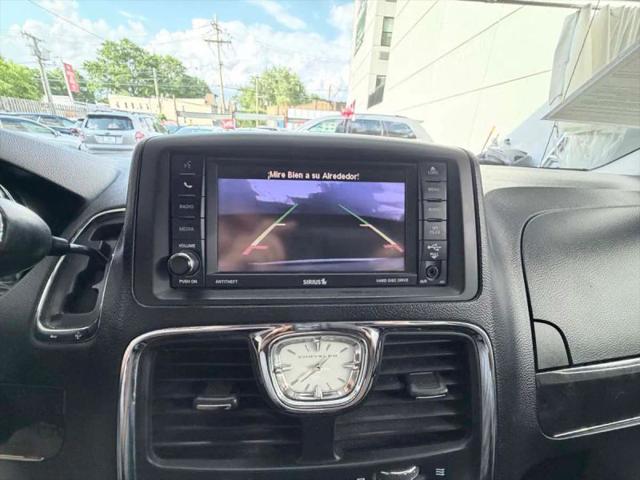 2015 Chrysler Town & Country Touring