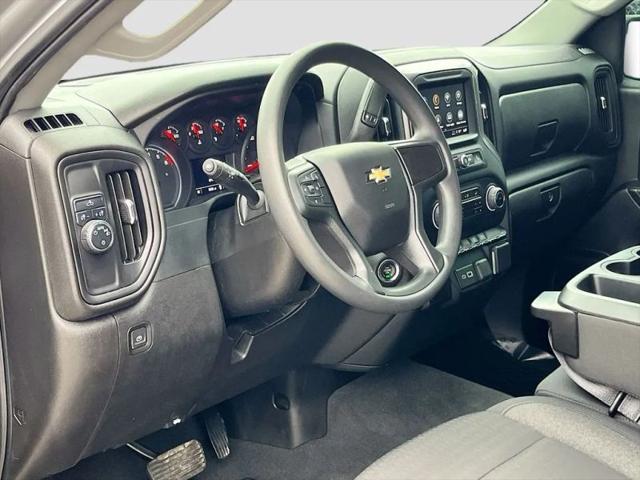 2024 Chevrolet Silverado 1500 2WD Crew Cab Short Bed Custom