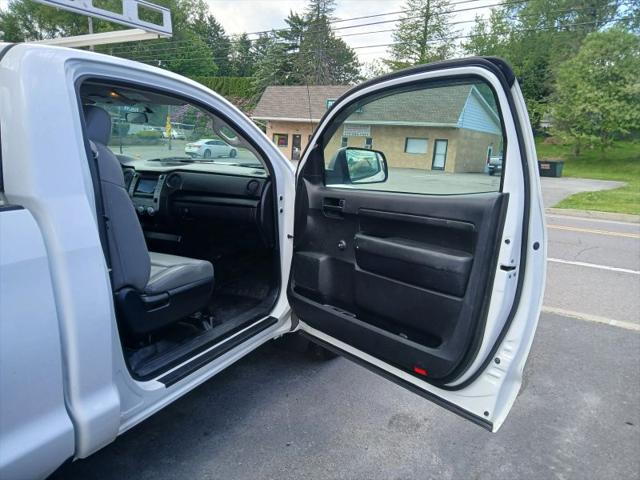 2014 Toyota Tundra SR 5.7L V8