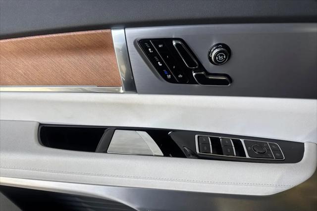 2026 Cadillac iQ Luxury