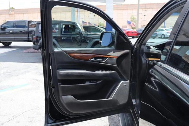 2017 Cadillac Escalade ESV Premium Luxury