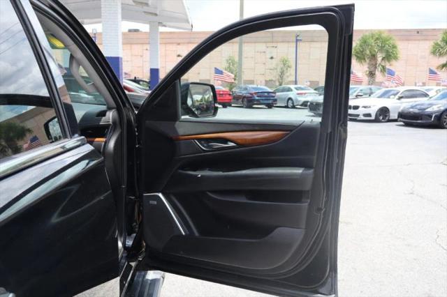 2017 Cadillac Escalade ESV Premium Luxury