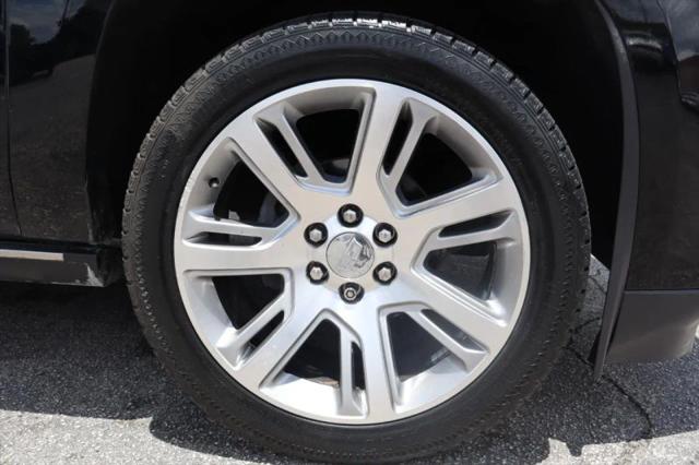 2017 Cadillac Escalade ESV Premium Luxury