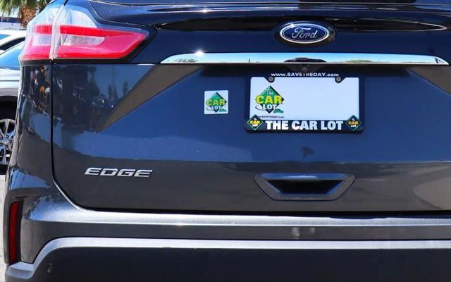 2020 Ford Edge SE