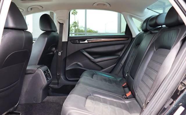 2015 Volkswagen Passat 2.0L TDI SEL Premium