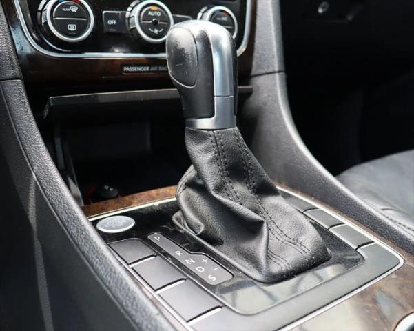 2015 Volkswagen Passat 2.0L TDI SEL Premium