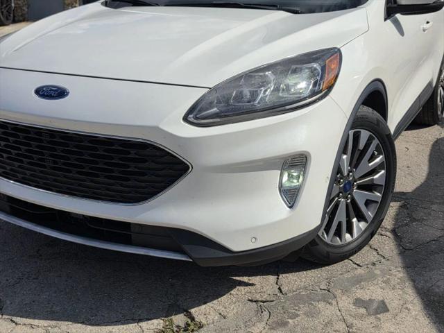 2020 Ford Escape Titanium Hybrid