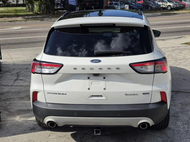 2020 Ford Escape Titanium Hybrid