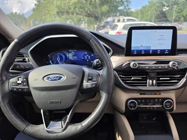 2020 Ford Escape Titanium Hybrid