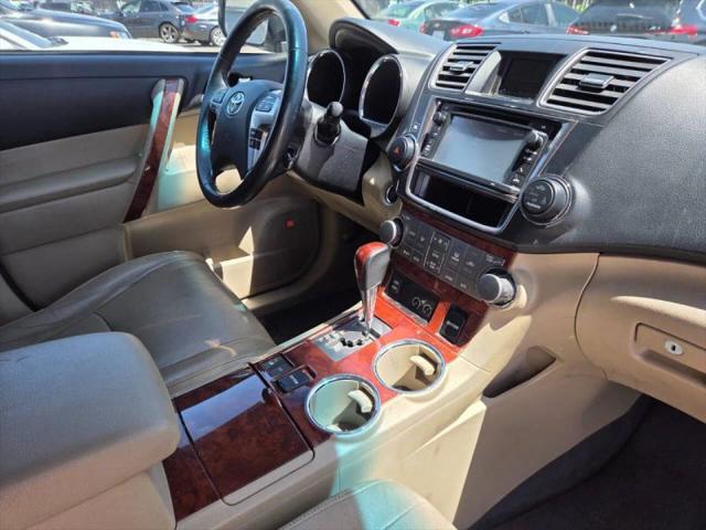 2013 Toyota Highlander Limited V6