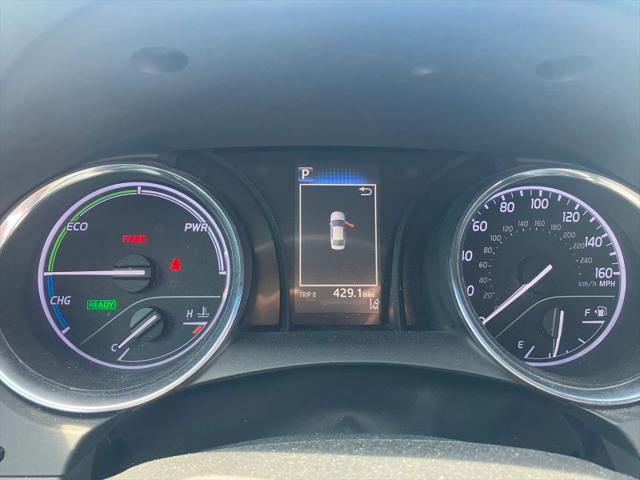 2020 Toyota Camry LE Hybrid