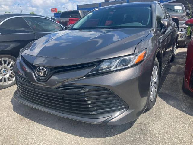2020 Toyota Camry LE Hybrid