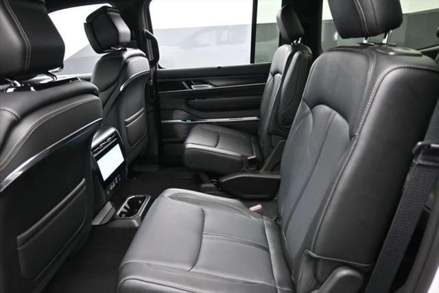 2026 Jeep Grand Wagoneer Summit Obsidian 4x4